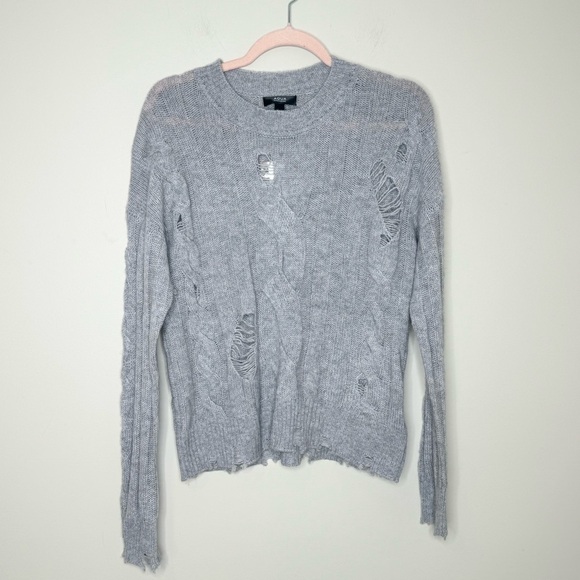 NWT Aqua Bloomimgdale's Cashmere Distressed Cable Crewneck Cashmere Sweater XS - Picture 2 of 6